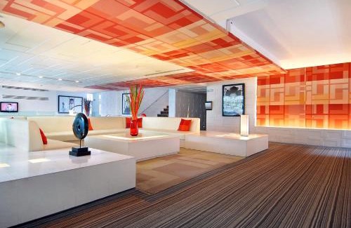 Nana Hotel | Le Fenix Sukhumvit 11 Bangkok