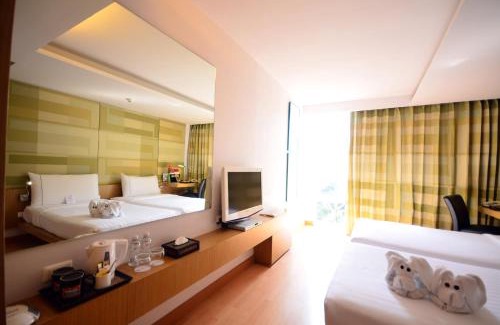 Nana Hotel | Le Fenix Sukhumvit 11 Bangkok