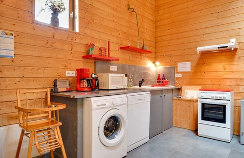 Saint-Pierre-d'Aurillac Casa | Le Fil Rouge – Un alojamiento acogedor entre piedra y diseño, en el campo