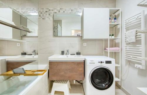 Aix-en-Provence Apartamento | Le Fonction, meublé 4 étoiles, avec parking boxé