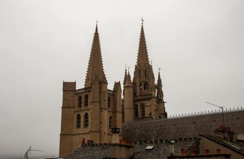 Mende Apartamento | Le Fontaine - Hyper Centre - Vue Cathédrale - Wifi