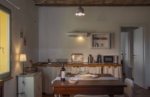 Laterina Apartamento | Apartment en Latereto con 2 habitaciones, capacidad 5