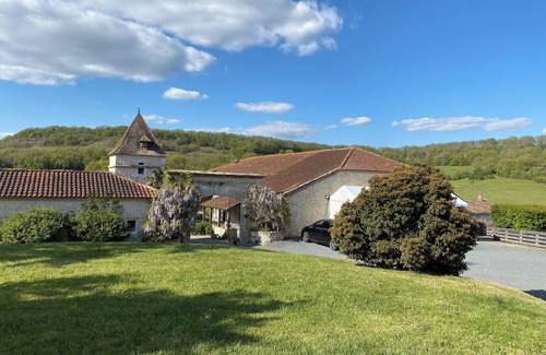 Sainte-Colombe-de-Villeneuve Cabaña | Les Vieux Ateliers Gîte Cosy au Calme à la Campagne Ideal Couple