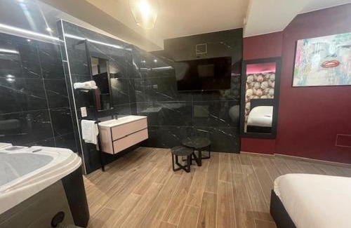 Metz-Centre – Ancienne Ville Apartamento | Le Fuchsia Spa Unenuitametz