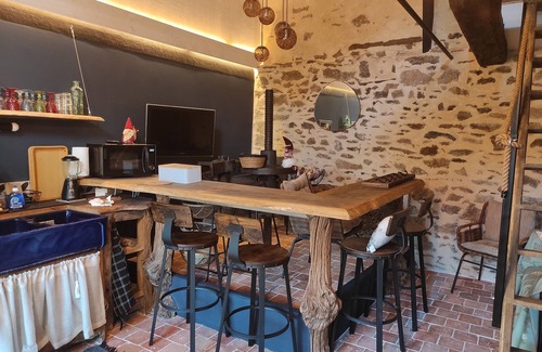Corseul Casa | Le Gîte au Pressoir, Indépendant et Atypique Entre Dinan 5mn et la Côte 15mn