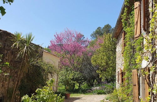 Saint-Christol-Les-Ales Casa | La cabaña azul -------