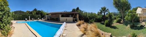 Istres Apartamento | Le Gîte d'Entressen studio Piscine Jeux & Pétanque Istres Miramas