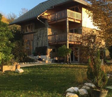 Saint-Girod Casa | Le Gîte de l'Antre Lacs