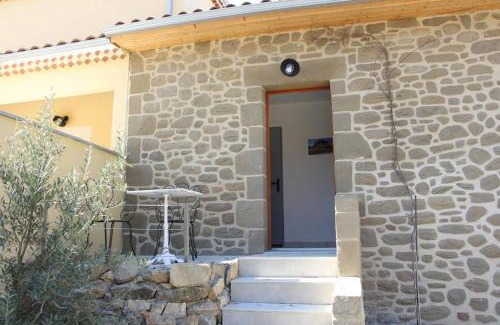Soyons Casa | Le Gîte de La Tour Penchée