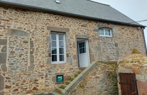 Saint-Aubin-du-Desert Casa | Le gîte du Cormier