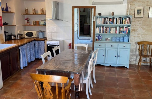 La Caillere-Saint-Hilaire Casa | Le Gîte au Coin des Abeilles - Preciosa casa rural de piedra de tres dormitorios con piscina
