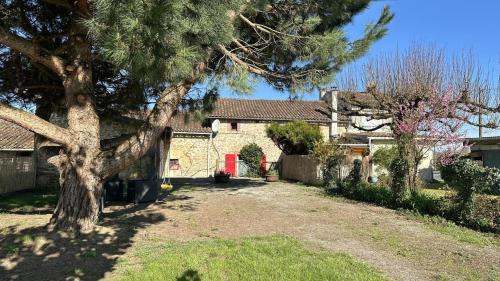 Saint-Junien Casa | Le gite de nathye