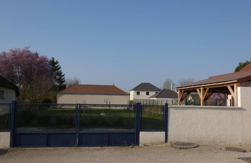Lusigny-sur-Barse Casa | House