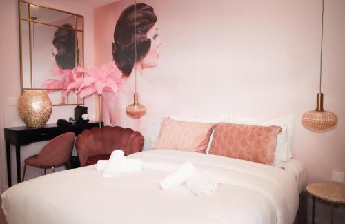Quartier du Petit-Montrouge Hotel | Le Glam's Hotel