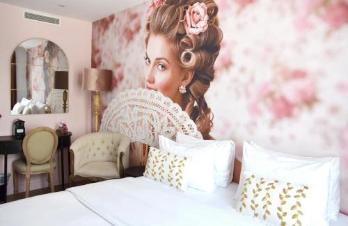 Quartier du Petit-Montrouge Hotel | Le Glam's Hotel