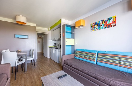 Courseulles-sur-Mer Apartamento | Le Goeland - Appartement avec Terrasse