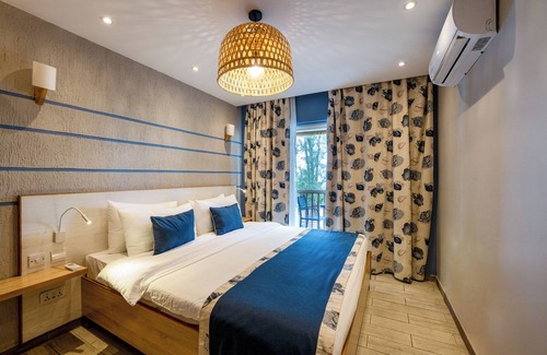 Trou aux Biches Hotel | Le Grand Bleu Hotel