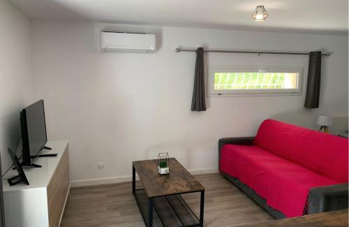 Saint-Mitre-les-Remparts Apartamento | Le Grenadier