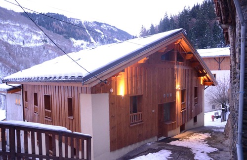 Les Varcins Casa | LE GRENIER Chalet DDA La Combe Modern apartment in chalet