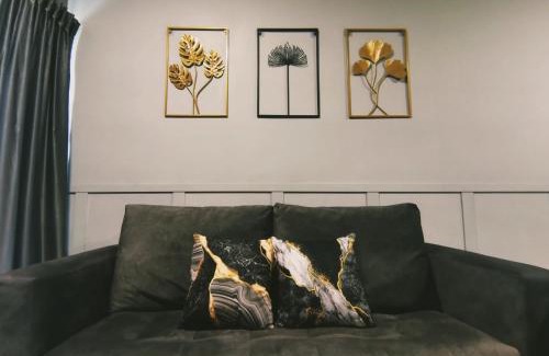 Ijok Apartamento | Le-Gris, Homestay Puncak Alam Free WIFI & Netflix!