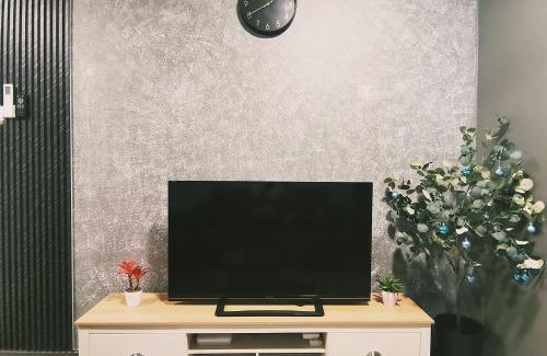 Ijok Apartamento | Le-Gris, Homestay Puncak Alam Free WIFI & Netflix!