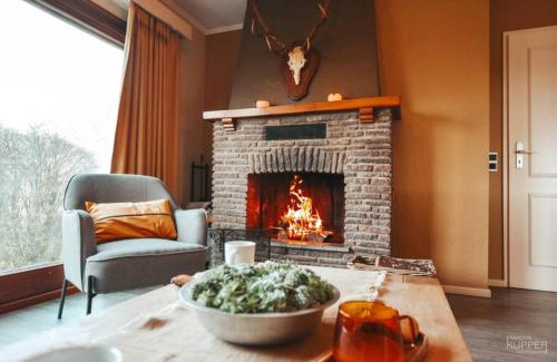 Longfaye Chalet De Esquí | Le Héron 28pers, Malmedy- Home cinéma, balnéo, sauna, jardin