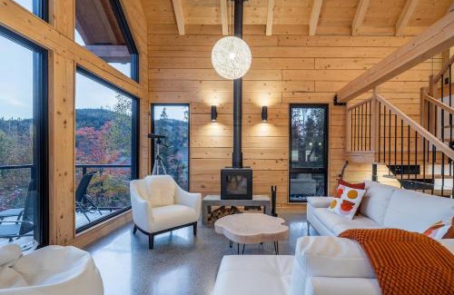 L'Anse-Saint-Jean Chalet De Esquí | Le Harfång - Vue imprenable - Sauna - 3min du Mont