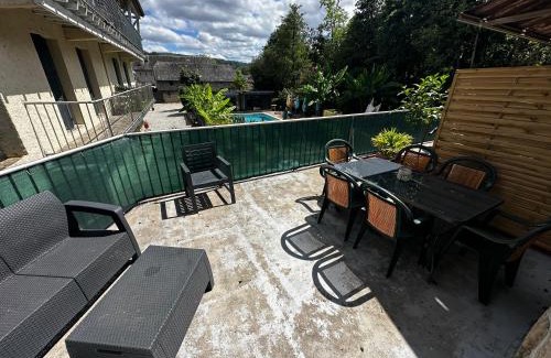 Larche Apartamento | Le Havre de paix vue sur piscine