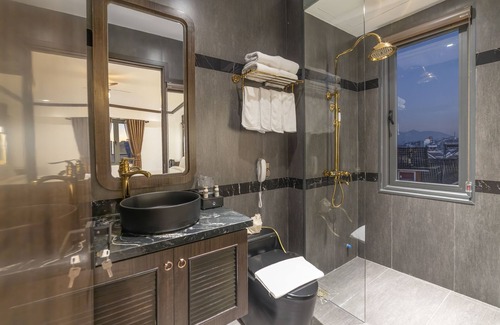 Da Lat Hotel | Le House Dalat
