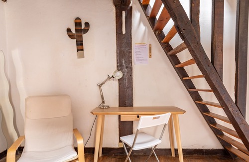 Dinan - Saint-Malo Apartamento | Le Jacobin 4-Apartamento-Baño con ducha-Vista al patio