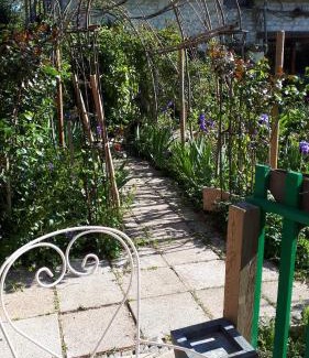 Saint-Pierre-d'Autils Casa | Le Jardin des Merveilles