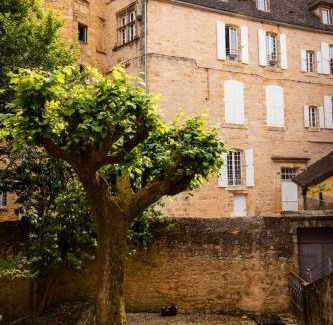 Sarlat-la-Caneda Historic Center Villa | Le jardin de la Paix - Centre historique