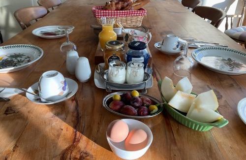 Romagne Cama Y Desayuno | Le Jardin de Rose 24 FEUILLEBERT Romagne 86700