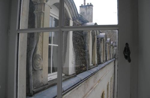 Beaune City Centre Apartamento | Le jardin des chanceliers