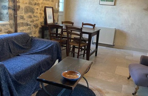 Semur-en-Auxois Casa | Le jardin du roitelet