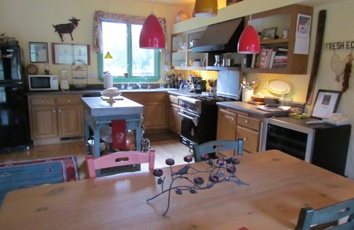 Glen Ellen Casa | 'Le Jardin' en Glen Ellen Pool / Hot Tub. Alquile uno $ 500 / N o Ambos por $ 800 / N