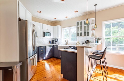 Town of Marbletown Casa | NEW: Gorgeous Home w/ Dream Patio and AC
