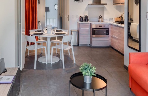 Aiguelongue Apartamento | Le Jardinet - Avec Bureau en Centre Ville !