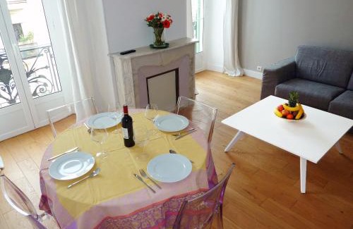 Lepante Quarter Apartamento | "Le Jazzy" by EnjoyNice, 3-bedroom, 2-bathroom spacious central apartment