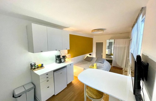 Coteaux Ouest Apartamento | Le Kitsune - Studio refait a neuf avec parking