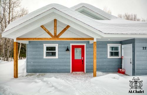 Petite-Riviere-Saint-Francois Chalet De Esquí | Le Loonix- Chalet familiale avec Spa