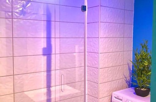 Sens Apartamento | Le Led Room,Centre ville place de parking gratuite