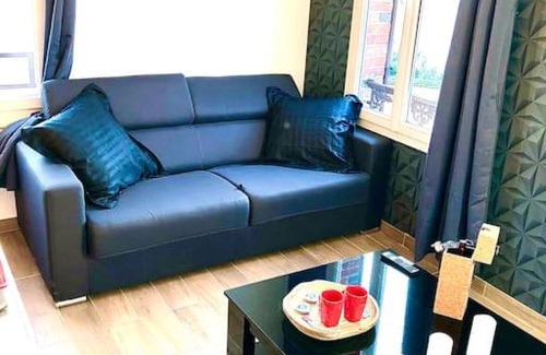 Sens Apartamento | Le Led Room,Centre ville place de parking gratuite