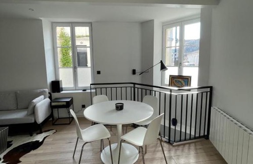 Saint-Bruno - Saint-Victor Apartamento | le loft bleu - un atelier-cocon élégant & central