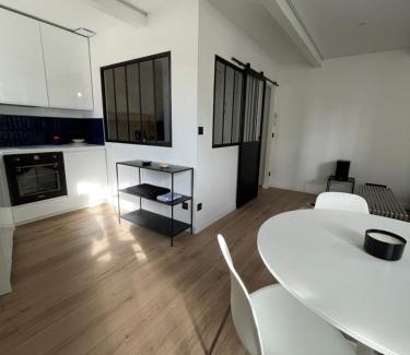 Saint-Bruno - Saint-Victor Apartamento | le loft bleu - un atelier-cocon élégant & central