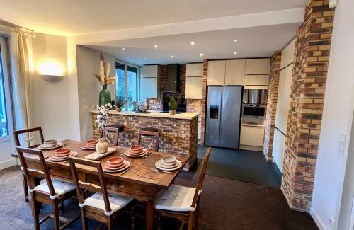 Bagneres-de-Luchon Apartamento | Le loft d'Étigny
