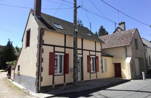 Sainte-Genevieve-des-Bois Apartamento | Le Loft Montargis Gien maison de ville