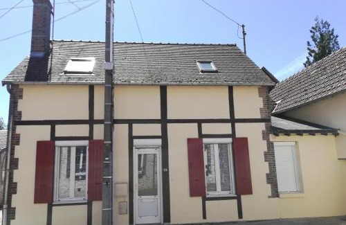 Sainte-Genevieve-des-Bois Apartamento | Le Loft Montargis Gien maison de ville