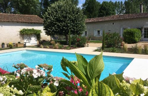 Nercillac Casa | Le Logis de la Soloire 3 étoiles