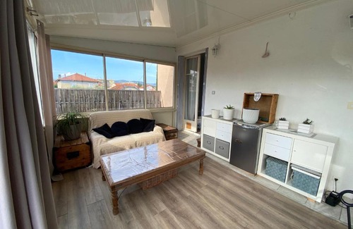 La Seyne-sur-Mer Apartamento | Le Lola charment T3 à 10 minutes à pied de la plage.